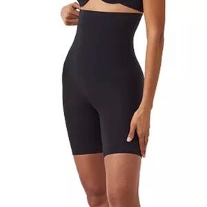 Spanx OnCore High Waisted Mid Thigh Shaper Shorts Black Large SS1915